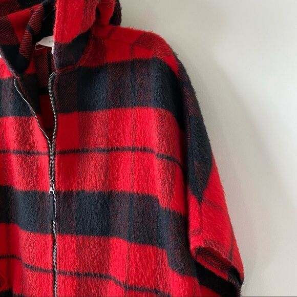 Treasure & Bond-Plaid One Size/Oversized Zip Front Cape - Picture 7 of 14